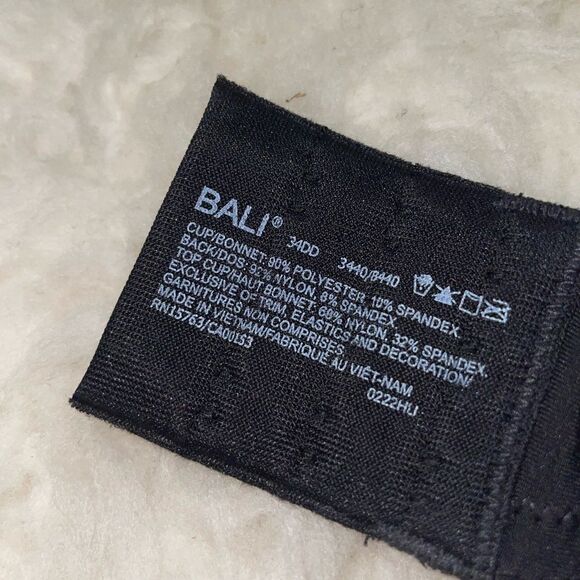 Bali One Smooth U Ultra Lite Wire-Free Bra Style 3440 Black Sz. 34 DD - Picture 8 of 8